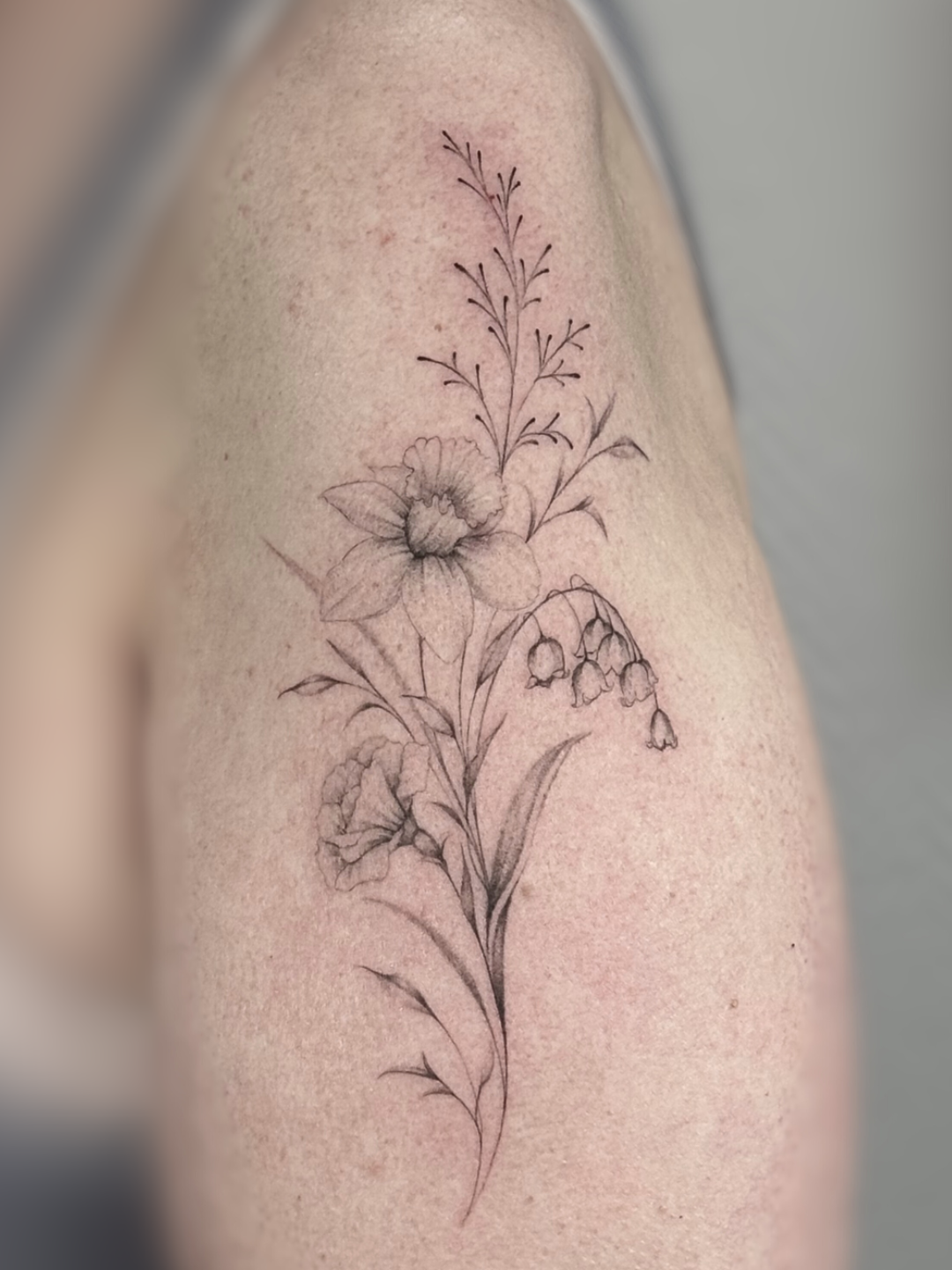 Fine Line Geburtsblumen
