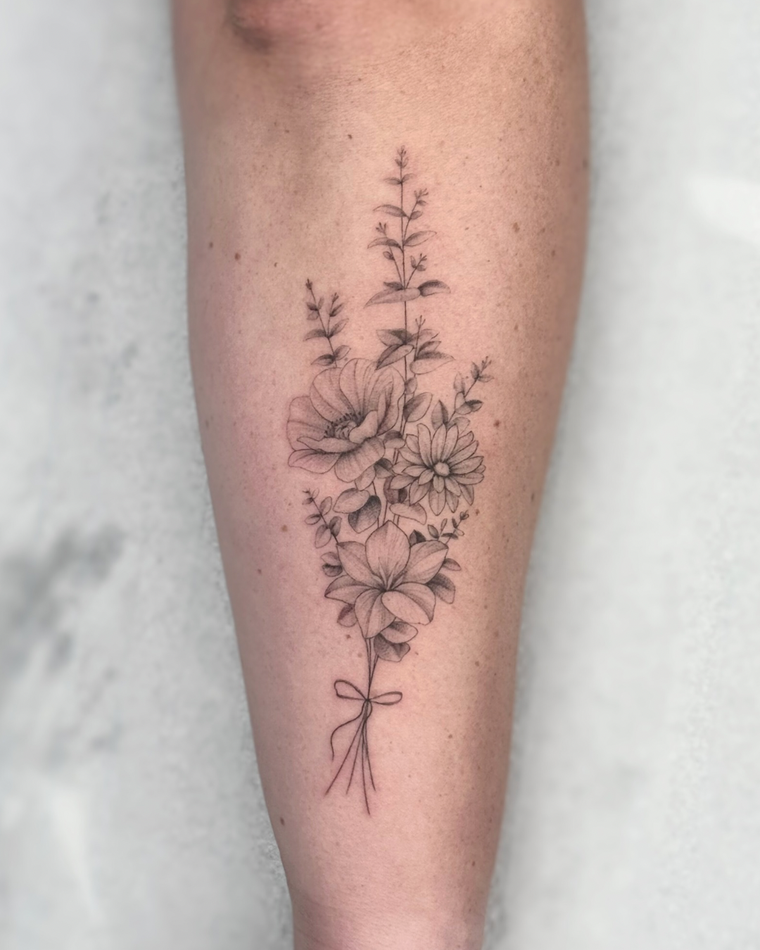 Fine Line Geburtsblumen